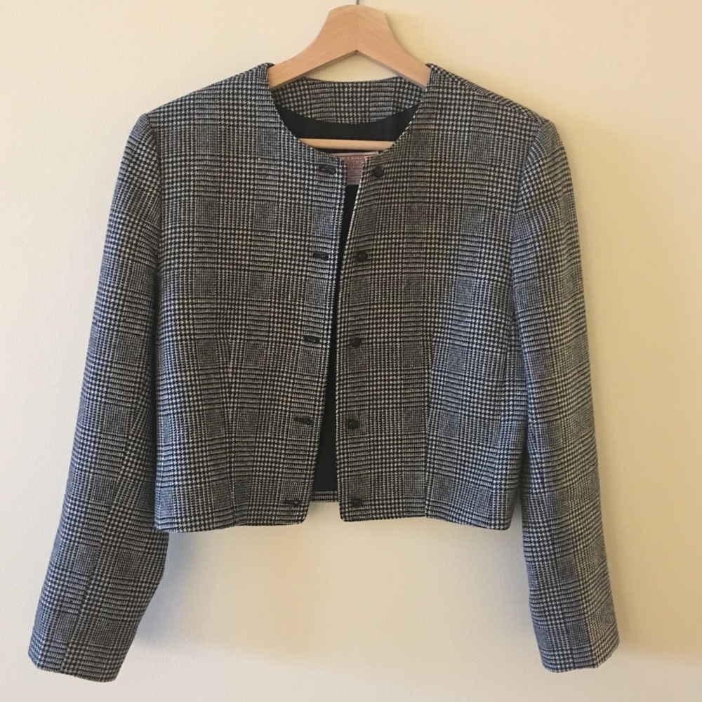 Cropped Houndstooth Blazer